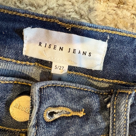 Risen Distressed Jeans Women's 5/27 - Picture 5 of 11